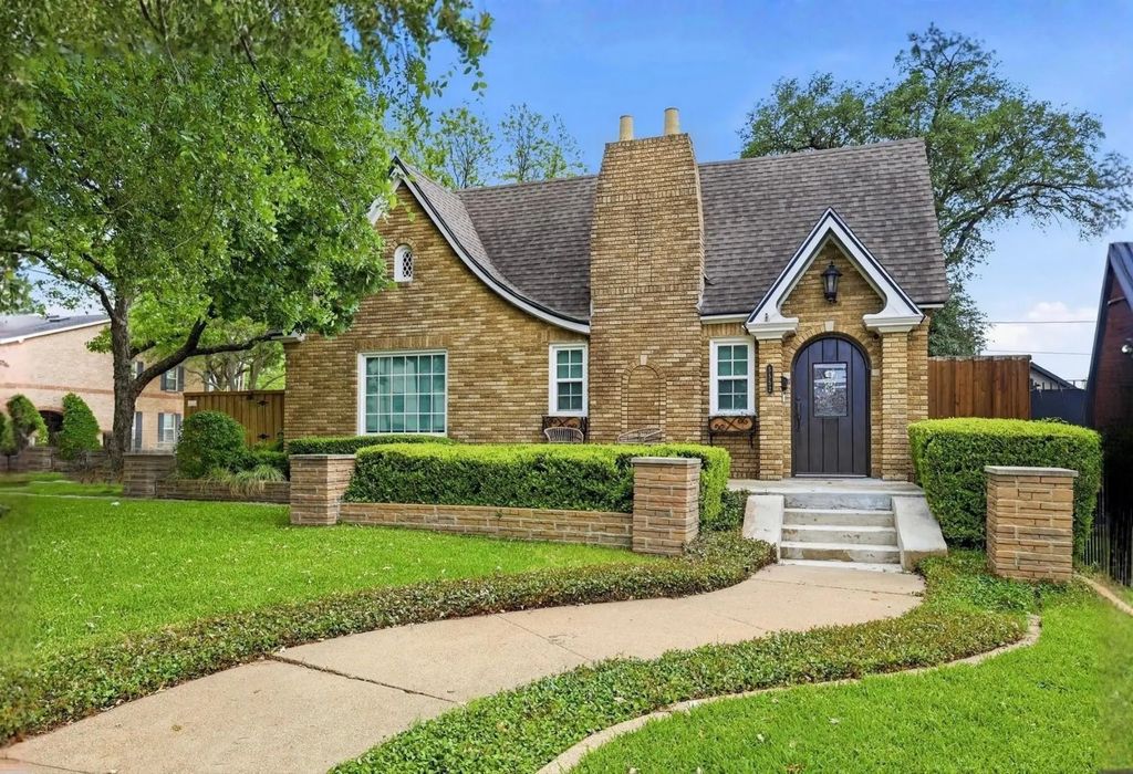 5552 Belmont Avenue, Dallas