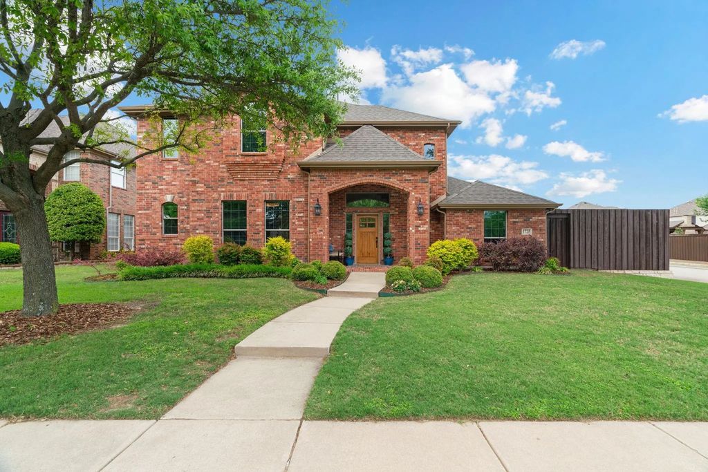 1725 Long Prairie Road, Allen