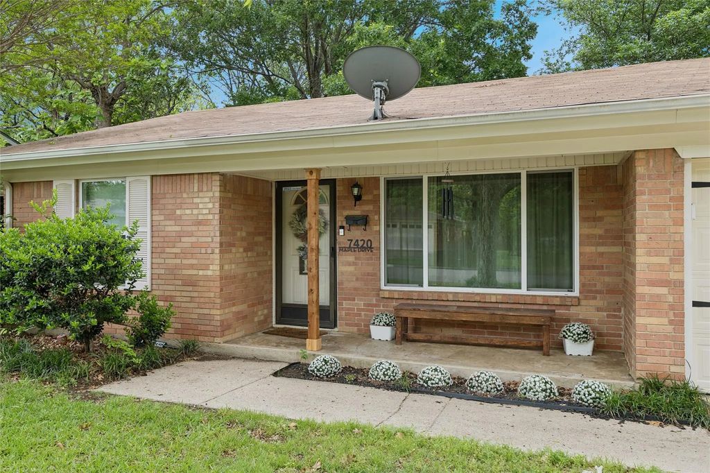 7420 Maple Drive, North Richland Hills