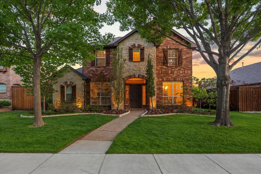 2139 Barret Drive, Frisco