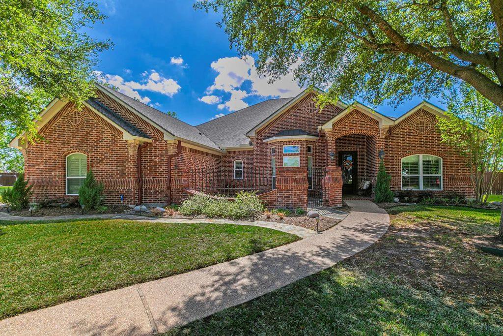 112 Star Ridge Circle, Waco