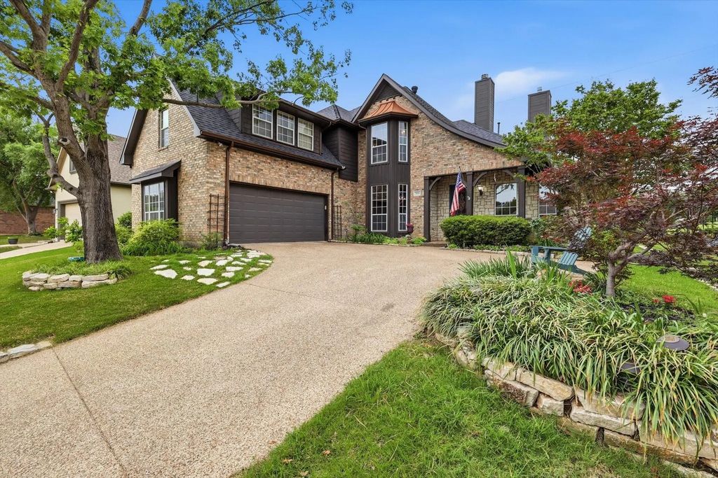 919 Kingwood Circle, Highland Village
