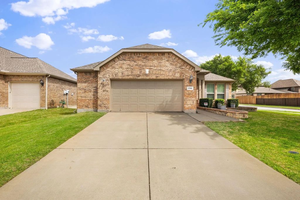 5700 Centeridge Lane, McKinney