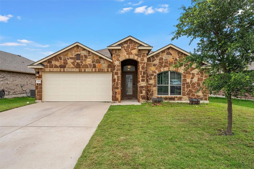 3200 Skinner Drive, Waco
