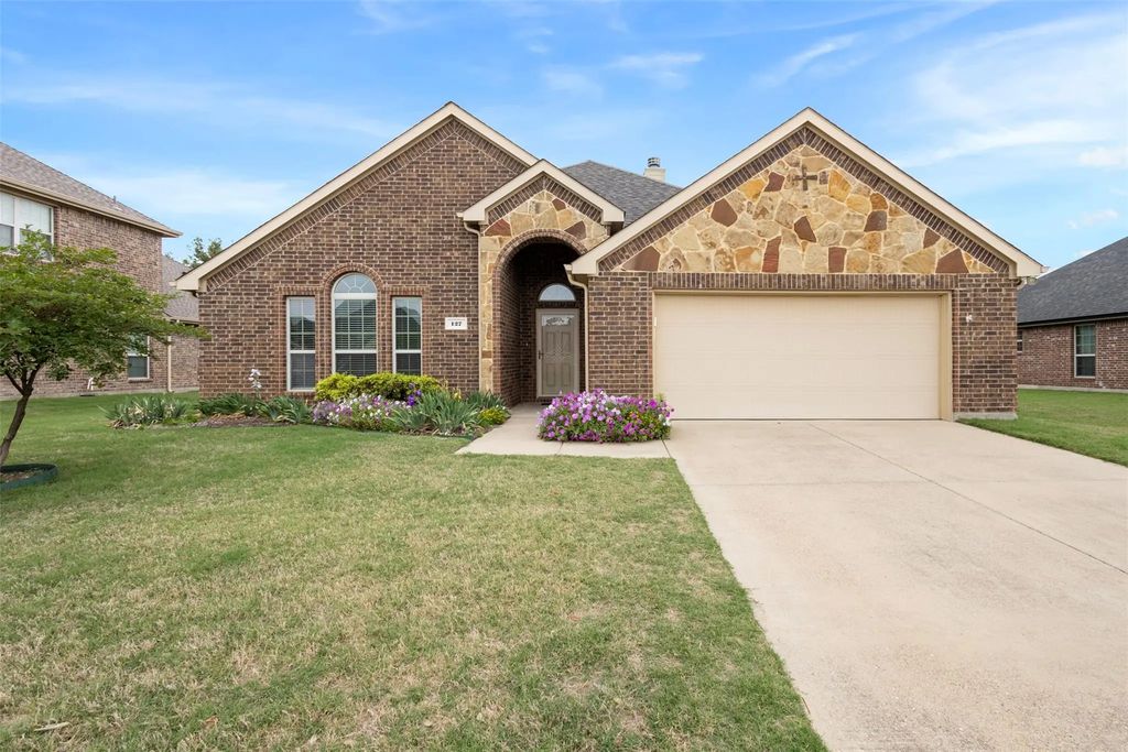 127 Althea Drive, Waxahachie