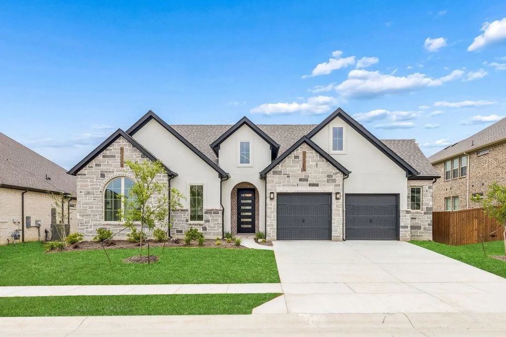1011 Emerald Trace Drive, Justin