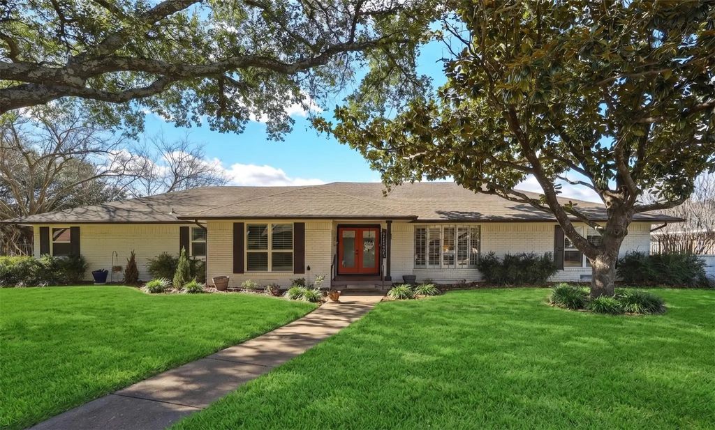 301 Lake Terrace, Rockwall