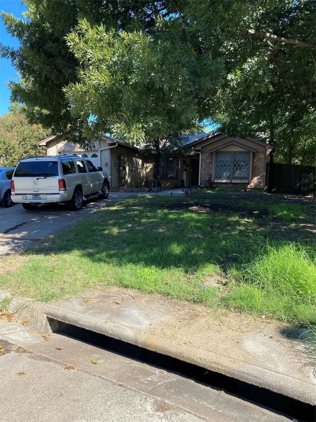 1433 Spring Willow Drive, Arlington