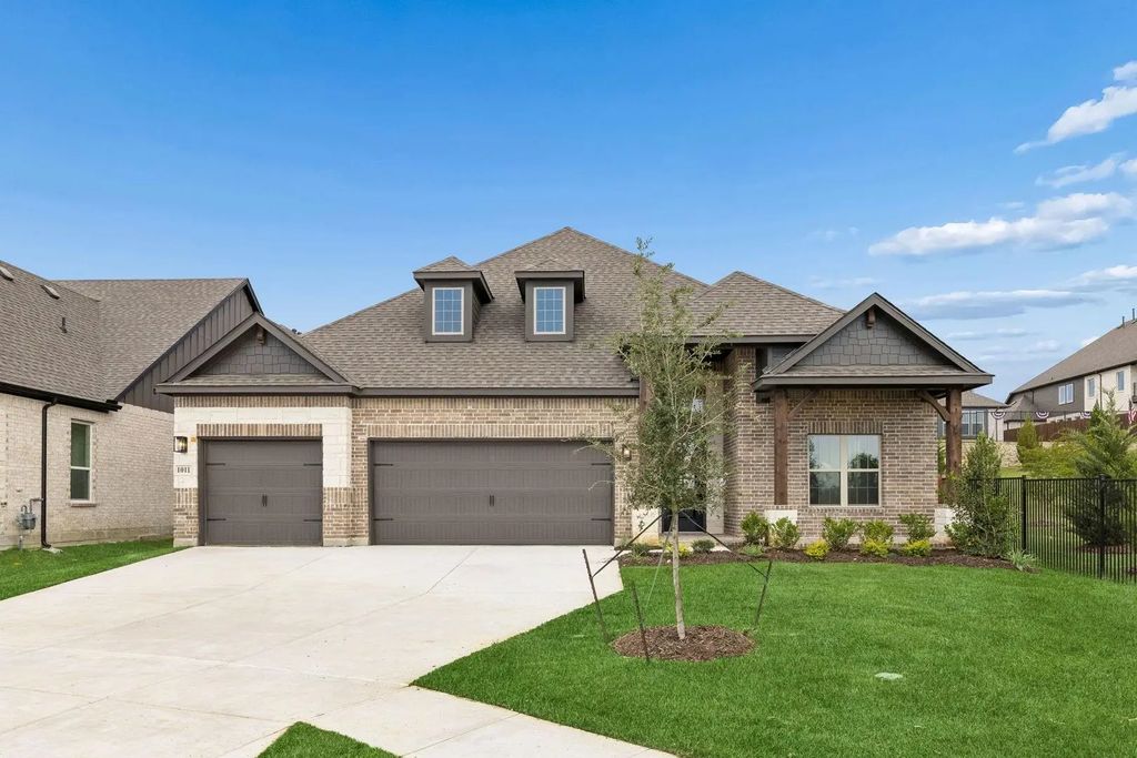 1011 Blue Mist Court, Justin