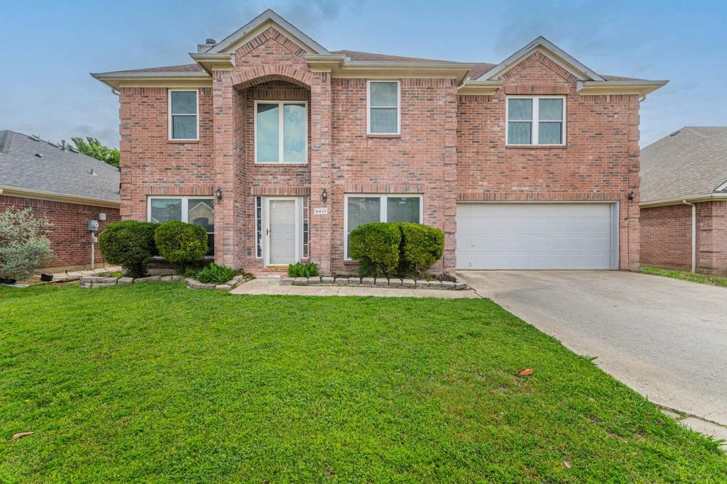 6415 Viking Trail, Arlington