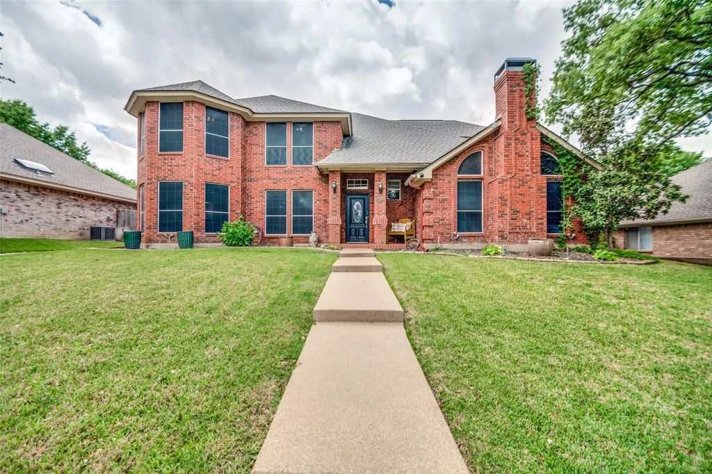 3922 Silkwood Trail, Arlington