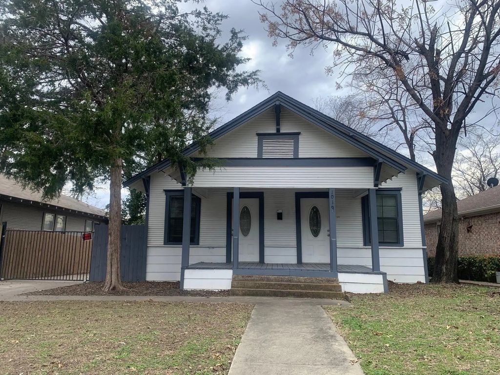 1019 Wayne Street, Dallas