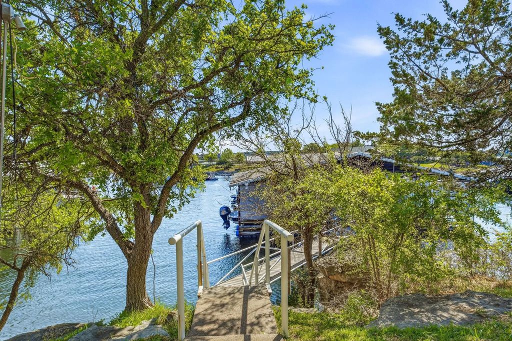 3301 Lavilla Road, Possum Kingdom Lake