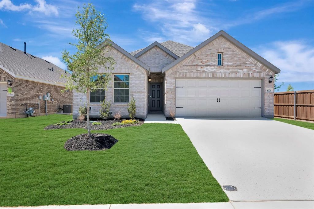 1020 Tarryhill Drive, Crowley