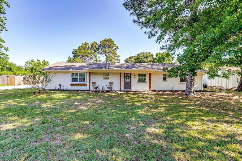 2212 Ridge Lane, Grapevine