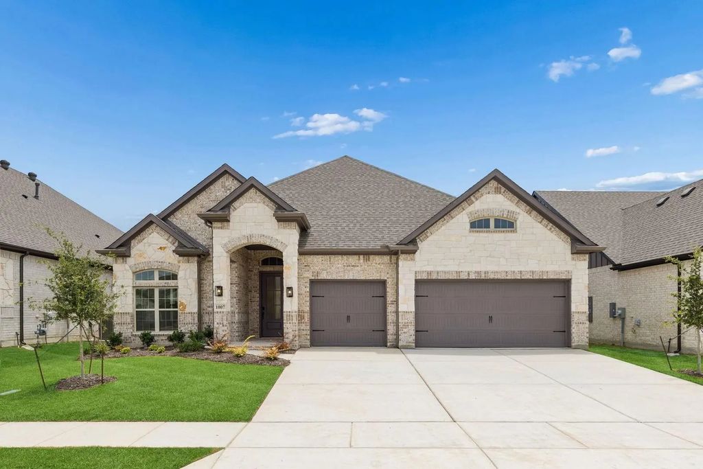 1007 Blue Mist Court, Justin