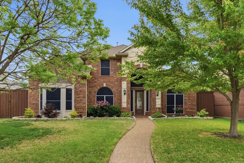 17816 Cypress Falls Drive, Dallas