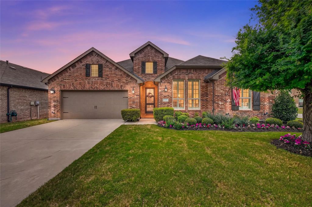 1221 Daylily Drive, Northlake