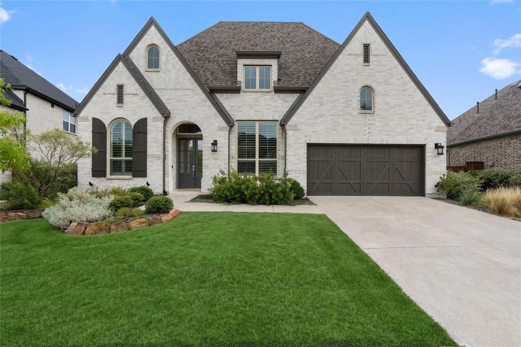 1701 Deerwood Lane, Prosper