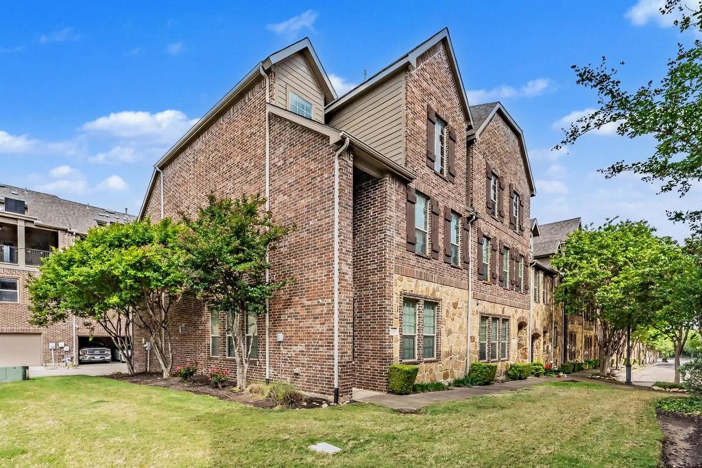 4205 Riverview Drive, Carrollton