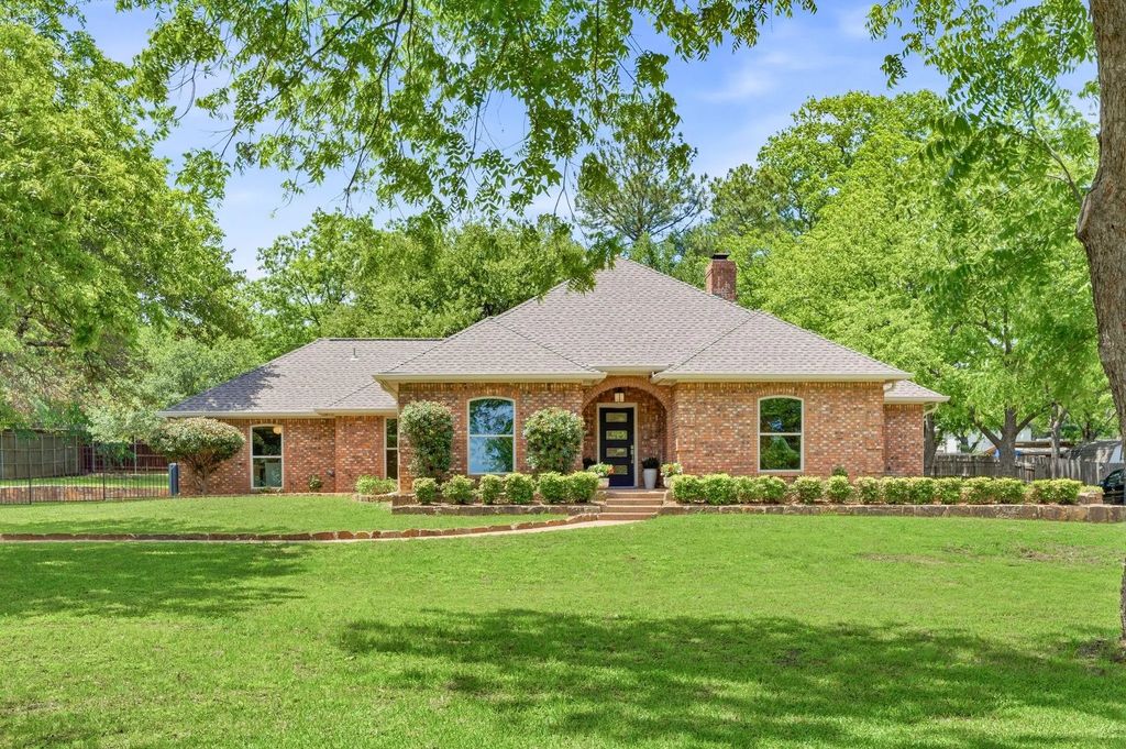 1650 Ottinger Road, Keller