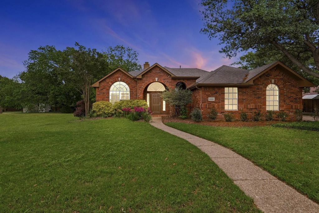 2402 Ravinia Drive, Corinth