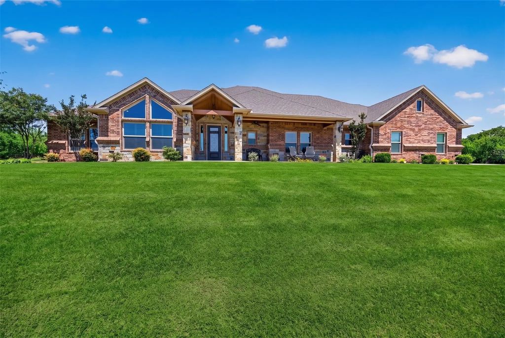 128 Whispering Winds Drive, Gunter