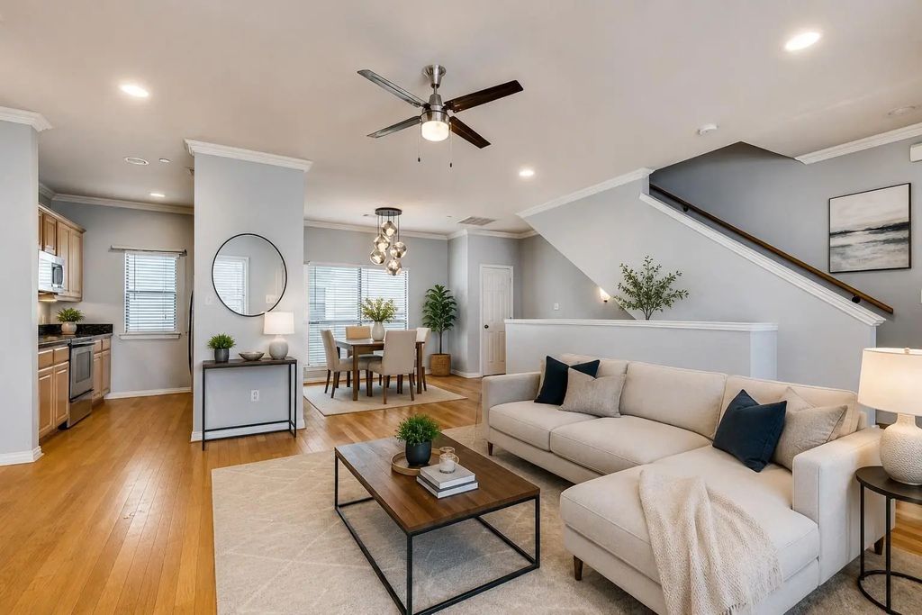 2407 Stutz Drive B5, Dallas
