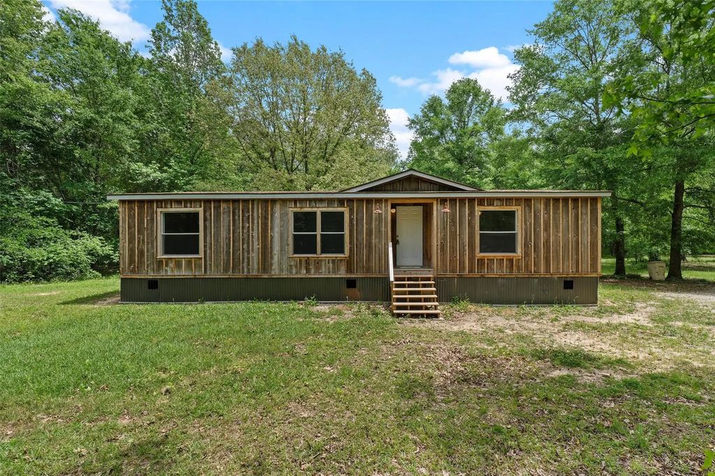 7117 Jeannette Lane, Shreveport
