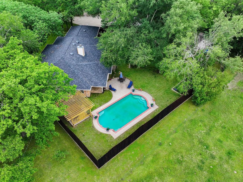 4397 Highland Drive, Denison