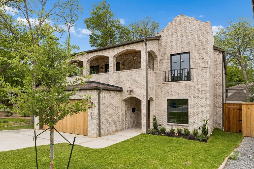 7107 Coronado Avenue, Dallas