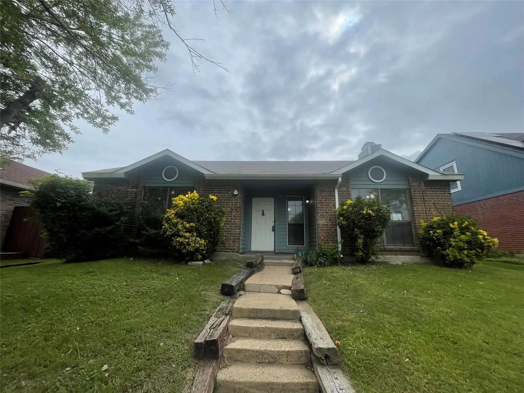 9415 Rutherglen Drive, Dallas
