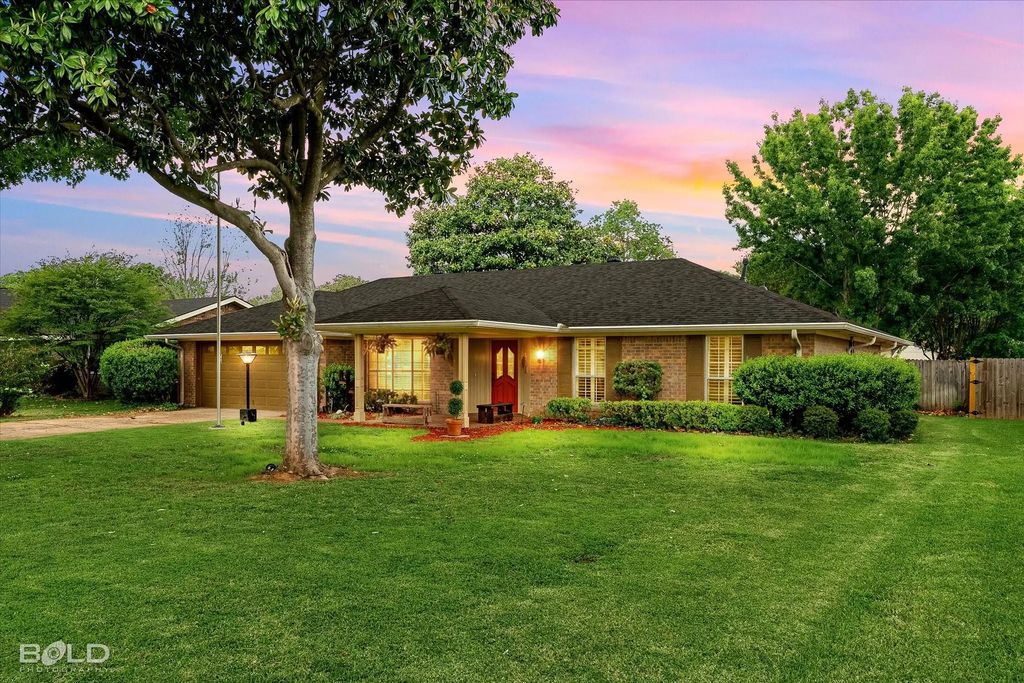 203 Kensington Avenue, Bossier City