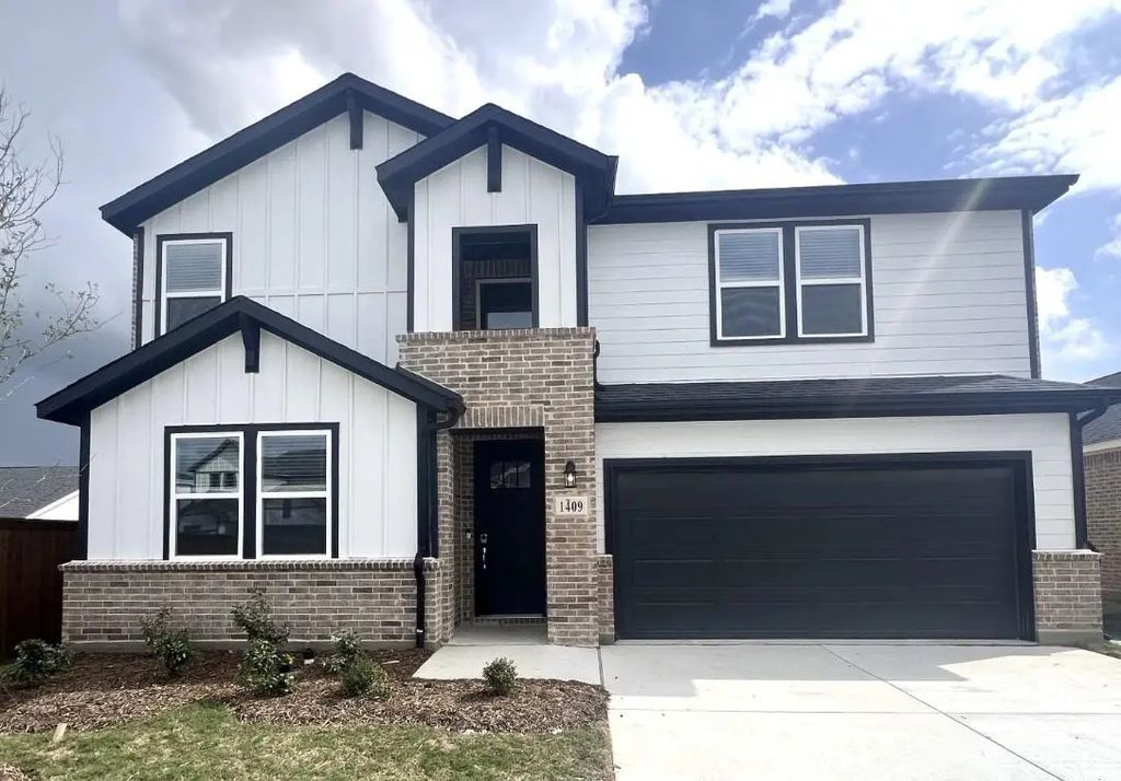 1409 Mustang Canyon Drive, Fort Worth