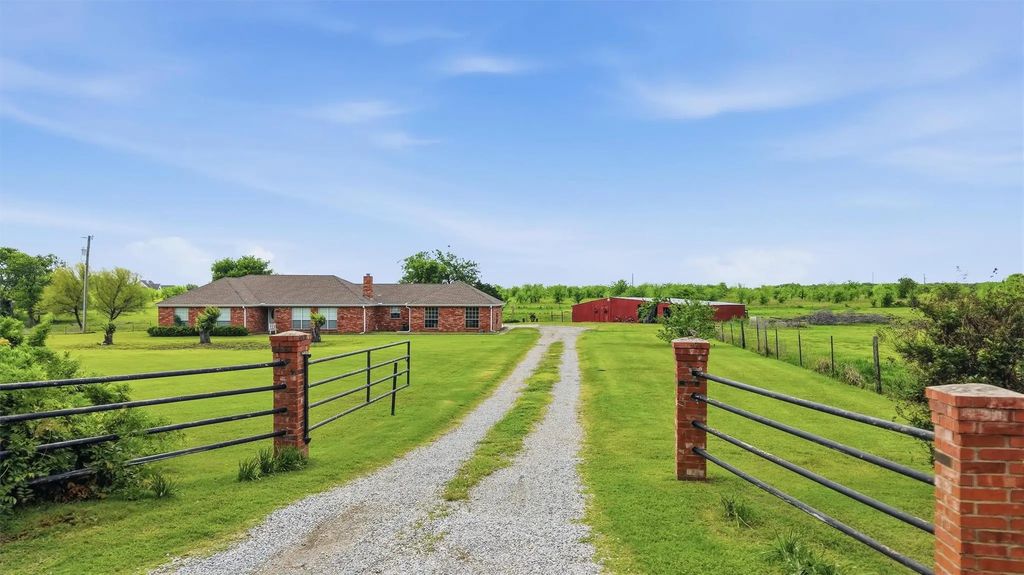 998 Bledsoe Road, Gunter