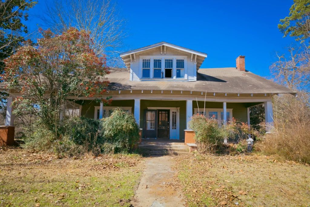 501 N Spring Street, Grand Saline