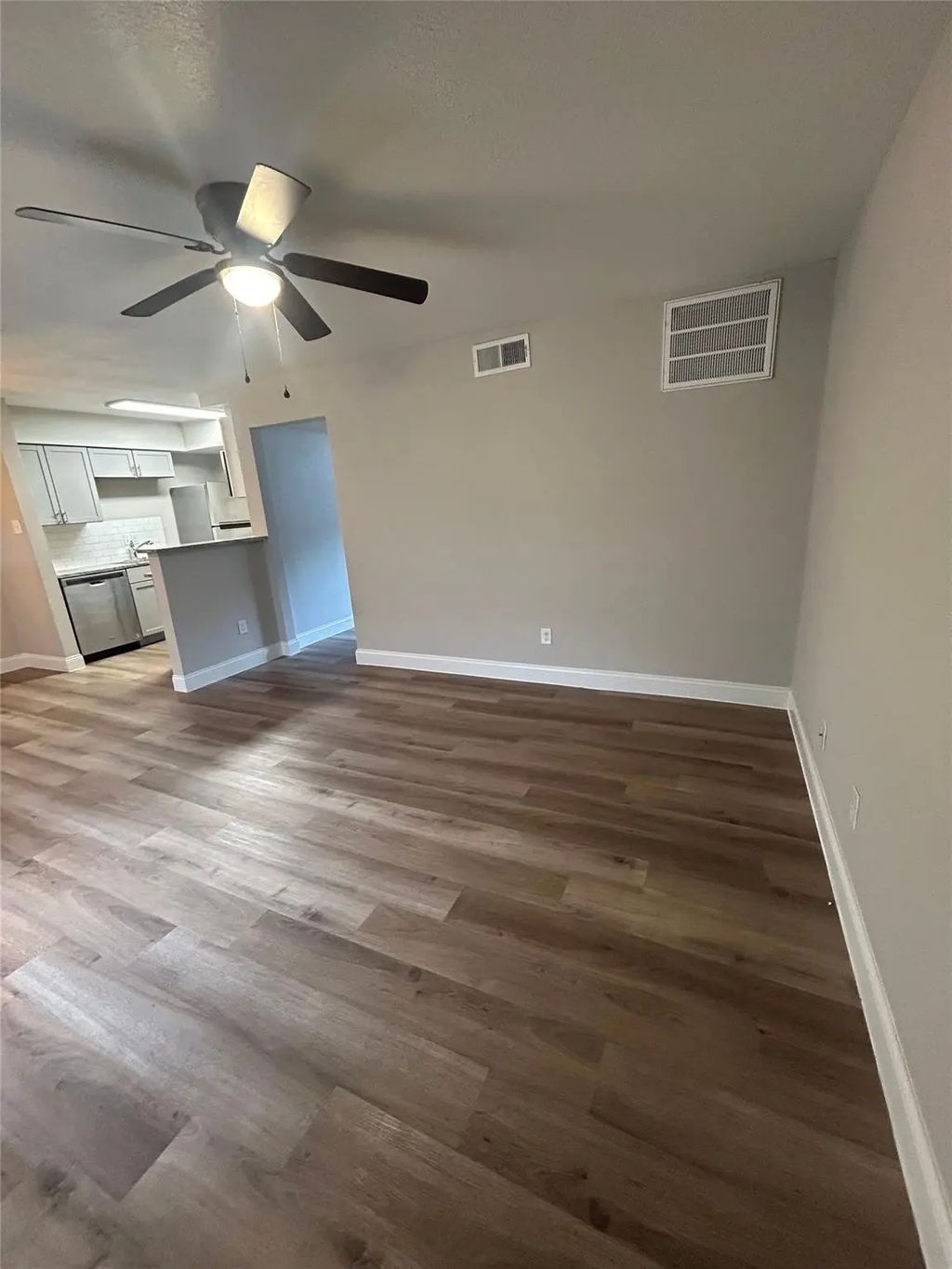 2211 S Vernon Avenue 109, Dallas