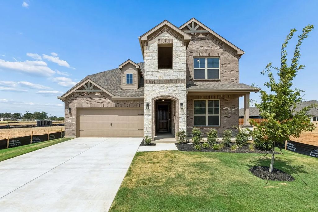 8709 Preakness Street, Aubrey