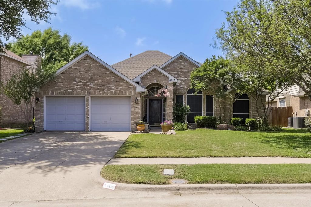 4613 Devonshire Drive, Grand Prairie