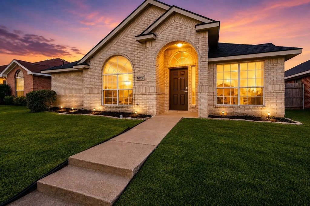 1409 Jessica Lane, Mesquite