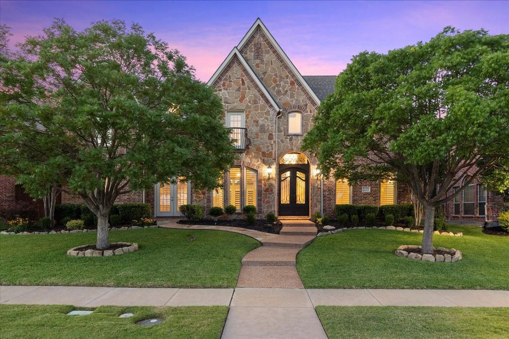 1574 Trail View Lane, Frisco