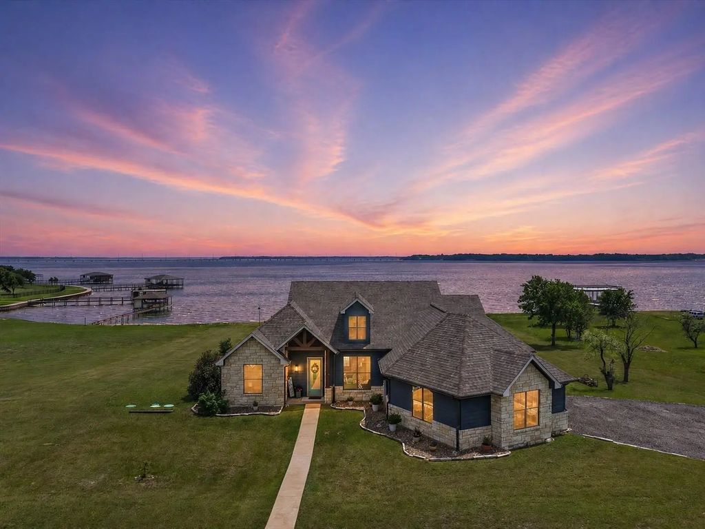 3212 Francisco Bay Drive, Kerens