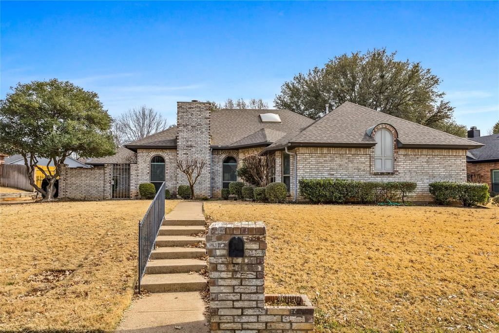 2921 Pitkin Drive, Arlington