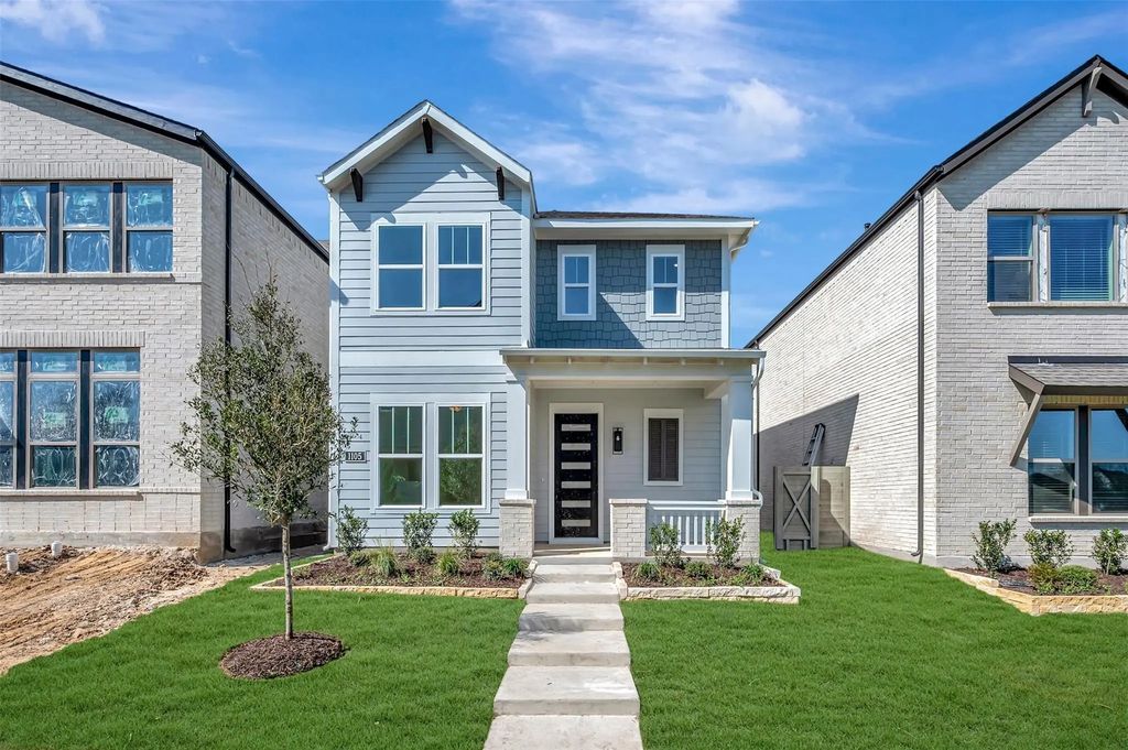 1105 Roundup Way, Argyle