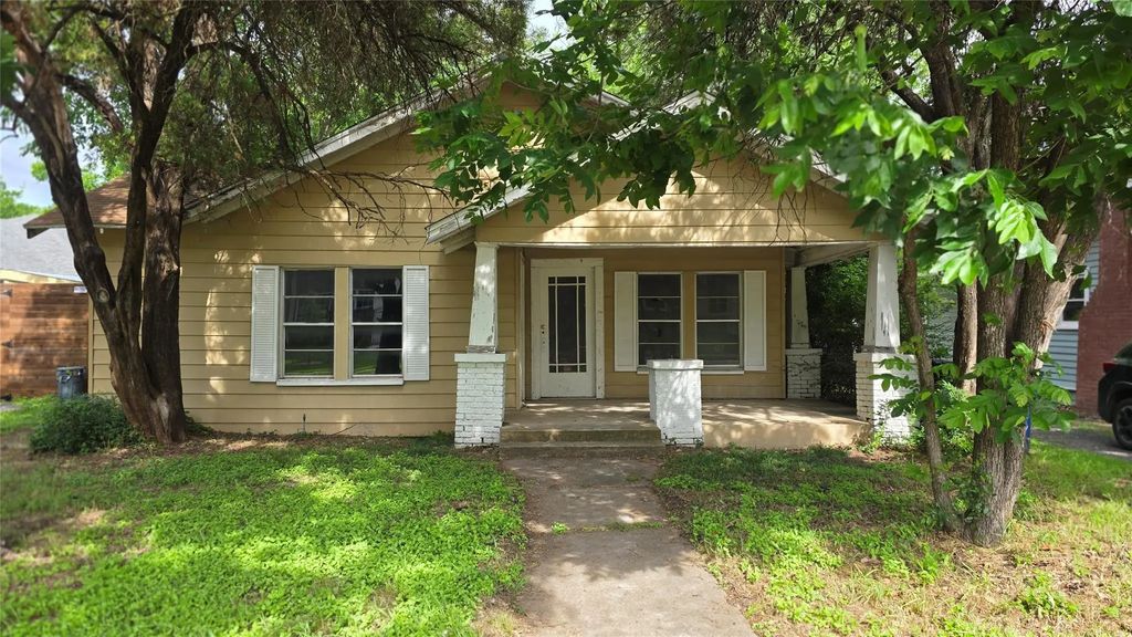 714 N Montclair Avenue, Dallas