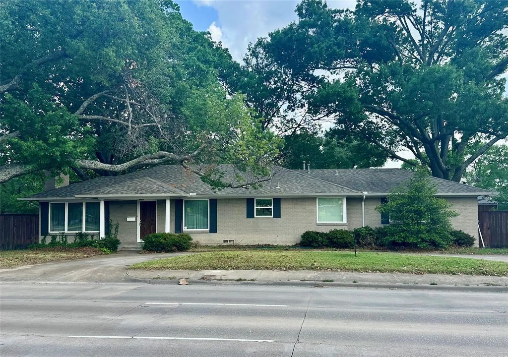 6474 Walnut Hill Lane, Dallas