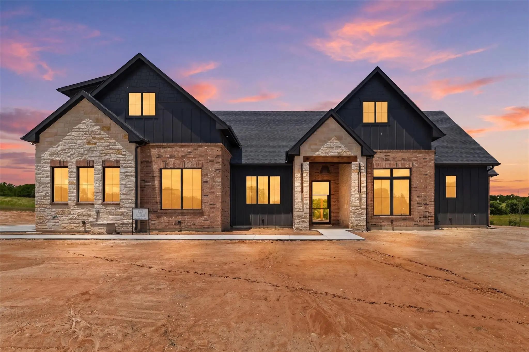 Photo of Listing #21240580