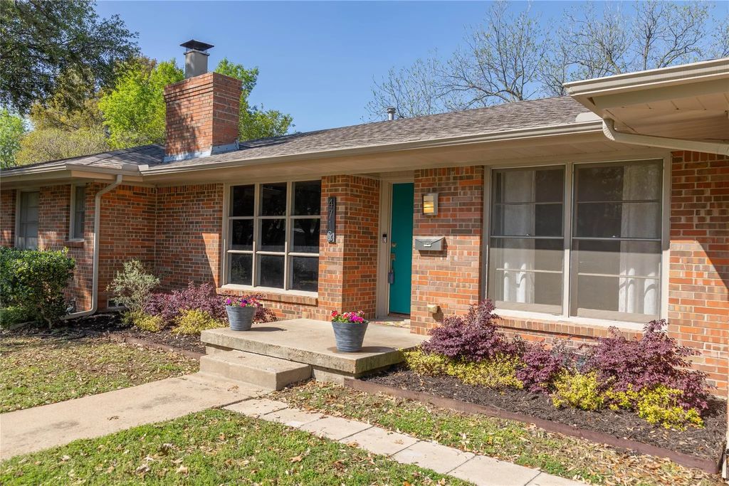 4713 Holiday Lane W, North Richland Hills