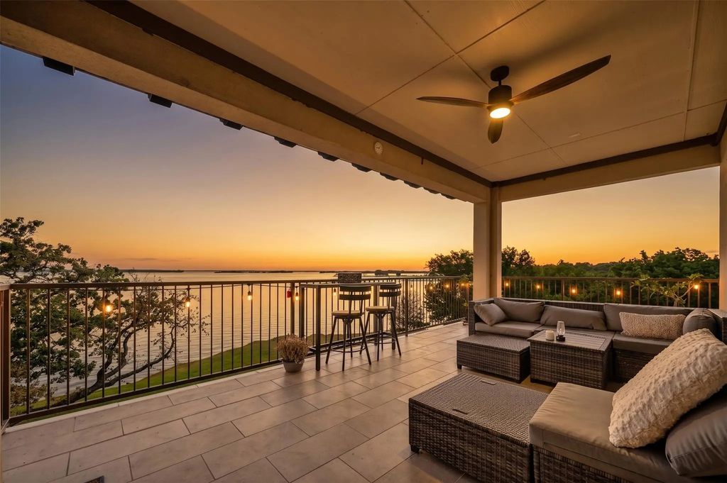 500 Waters Edge Drive 324, Lake Dallas