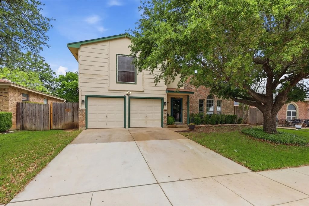7716 Kelly Lynn Lane, Watauga